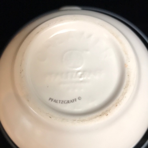 Pfaltzgraff “Tea Rose” Creamer - Picture 4 of 4